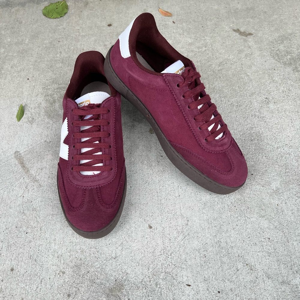 Victoria Burgundy and White Women's Sneakers